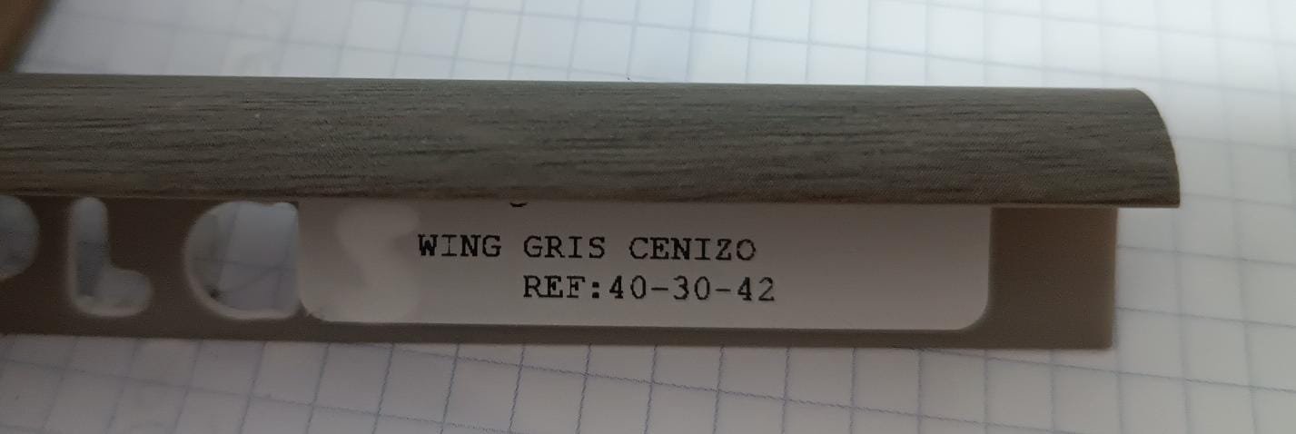 WIN GRIS CENIZO